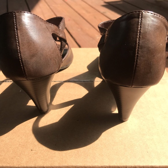 Fiona sandals in great condition - Picture 3 of 4